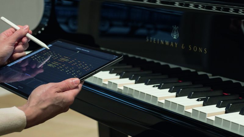 Steinway & Sons SPIRIO | r Self-Playing Piano